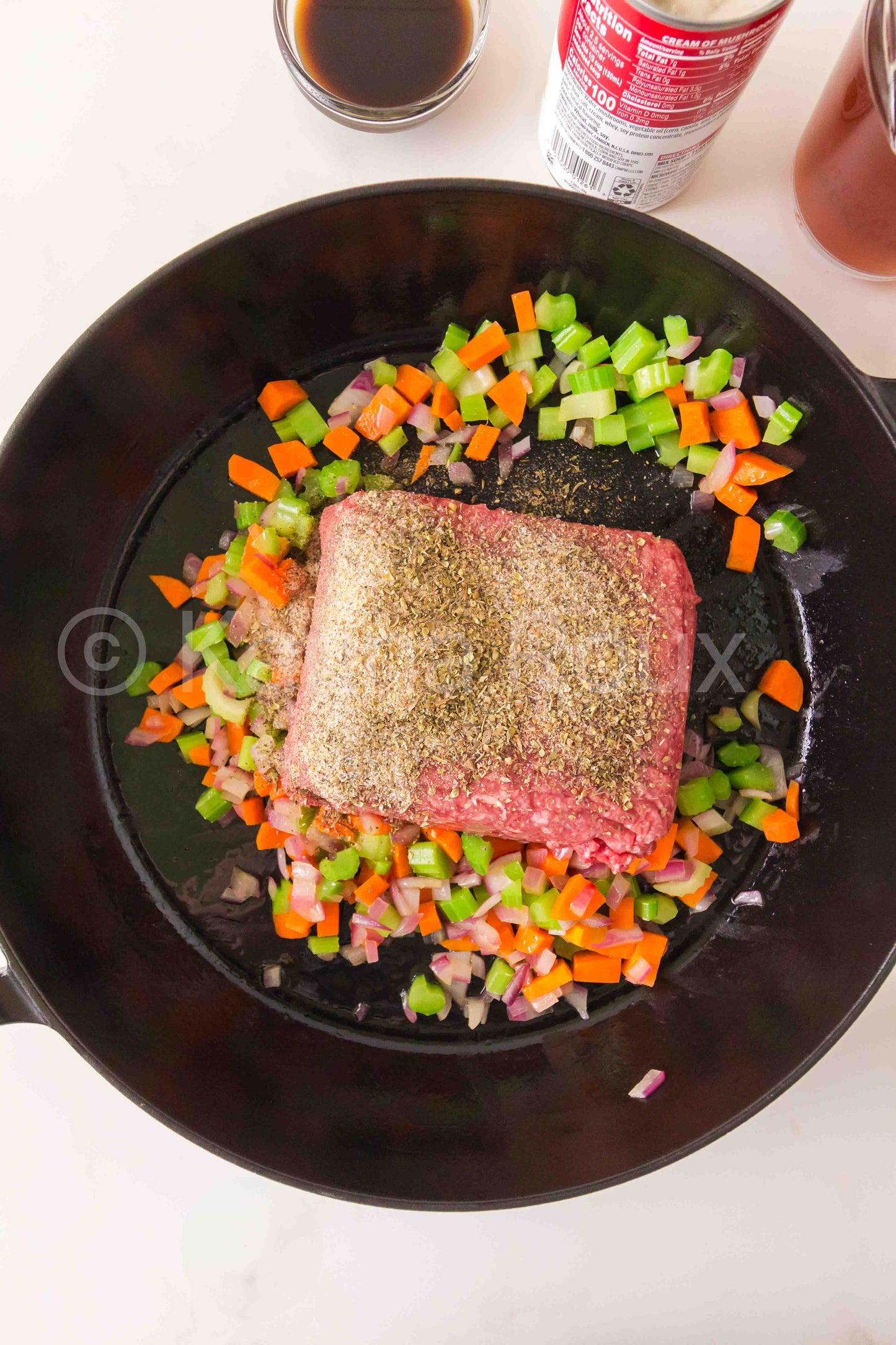 Ground beef pot pie with biscuits