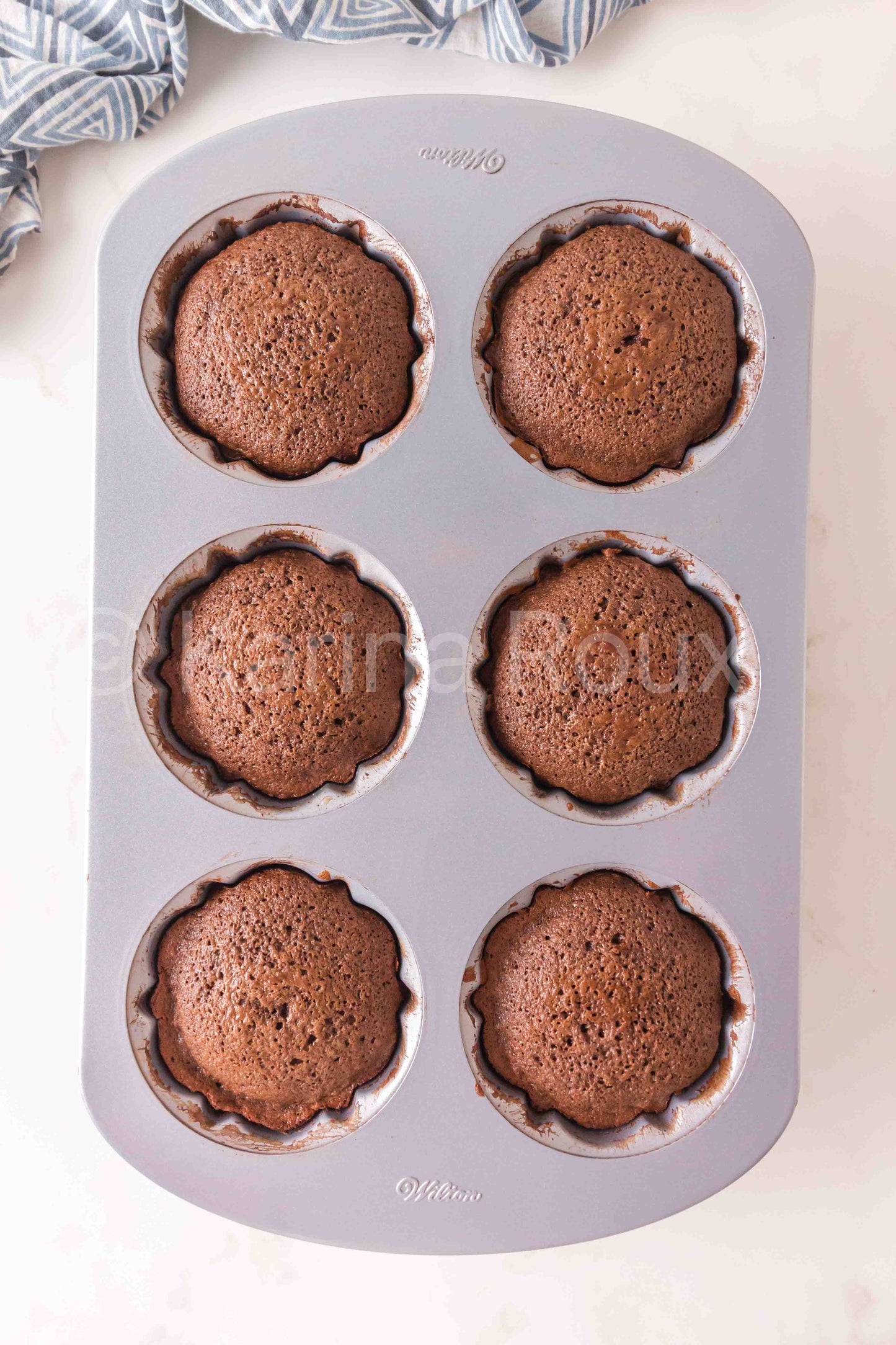 Chocolate mini bundt cake - Only 4 SETS