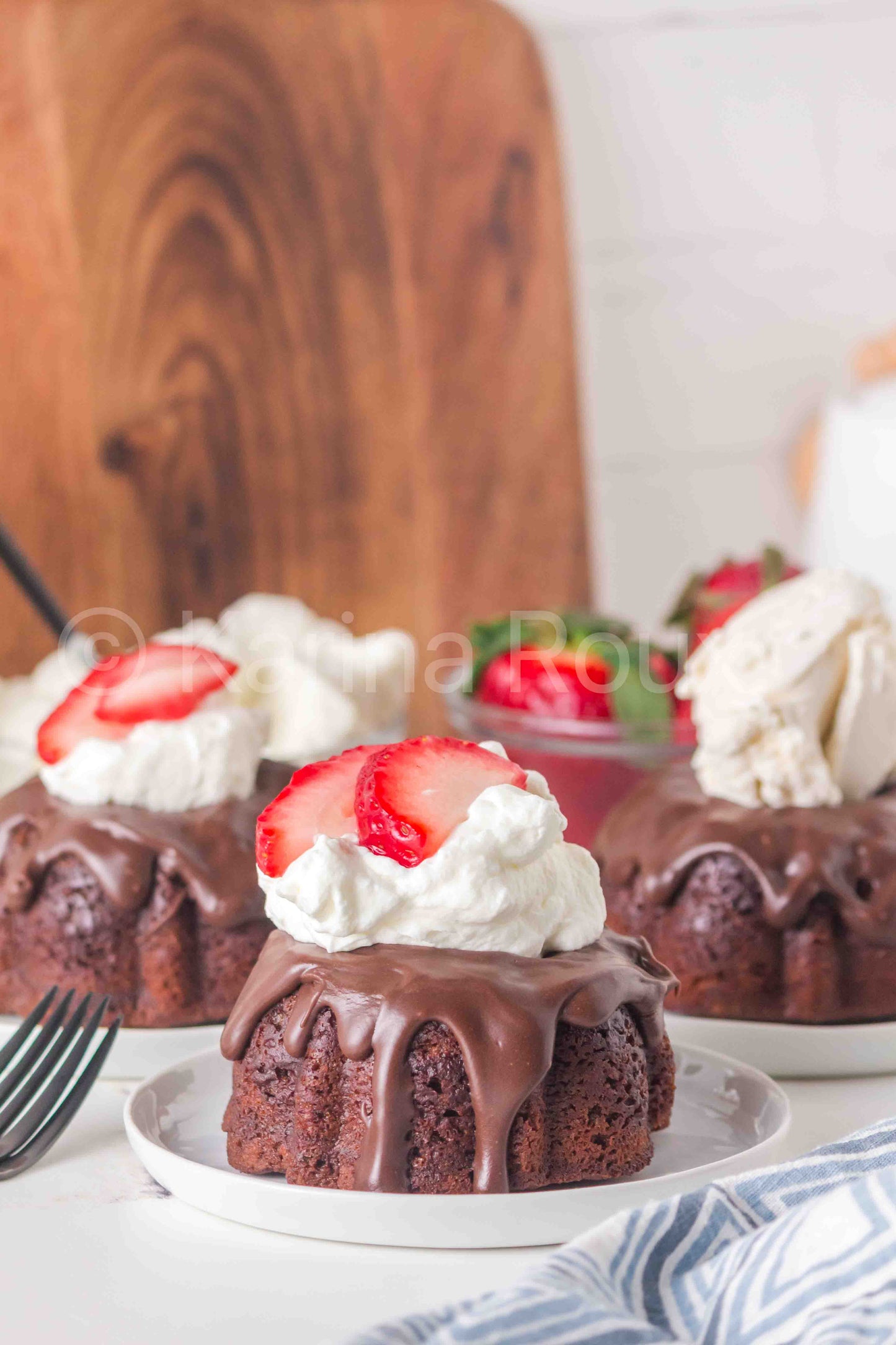 Chocolate mini bundt cake - Only 4 SETS