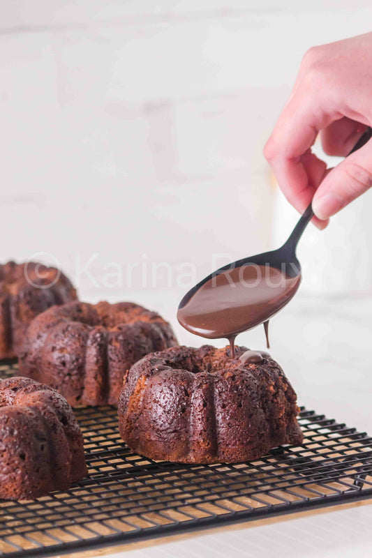 Chocolate mini bundt cake - Only 4 SETS
