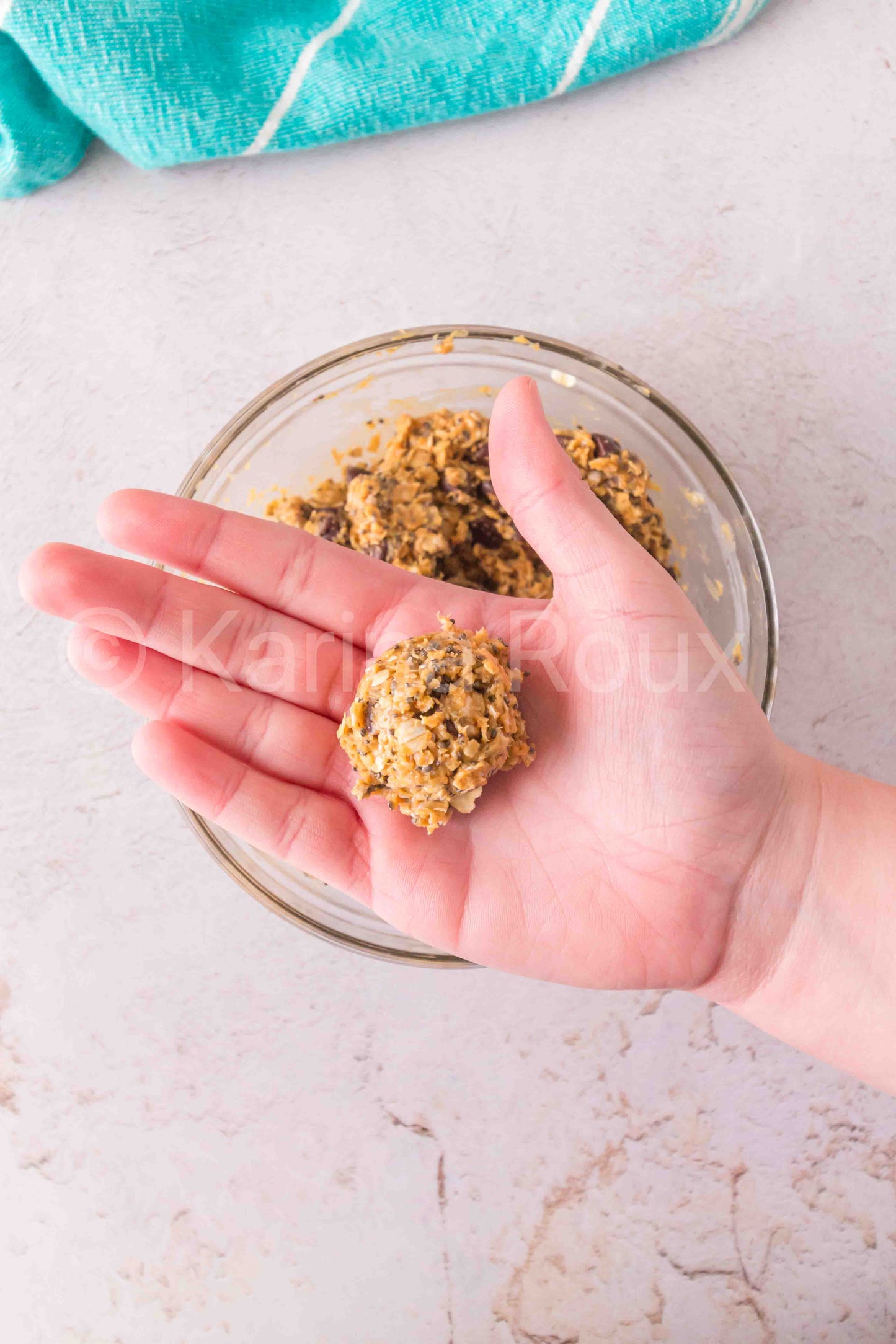 Peanut butter oatmeal balls (4 sets only)