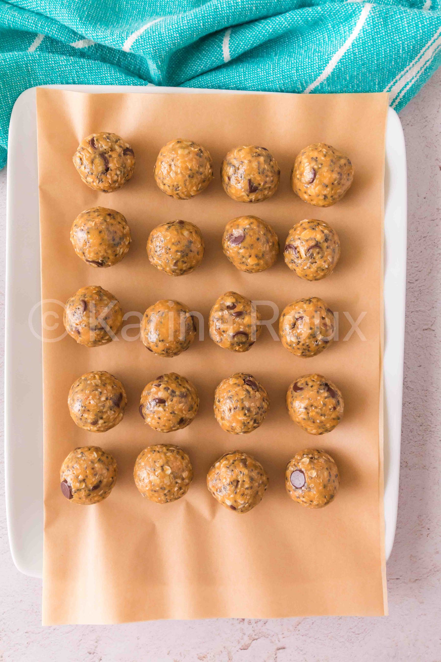 Peanut butter oatmeal balls (4 sets only)