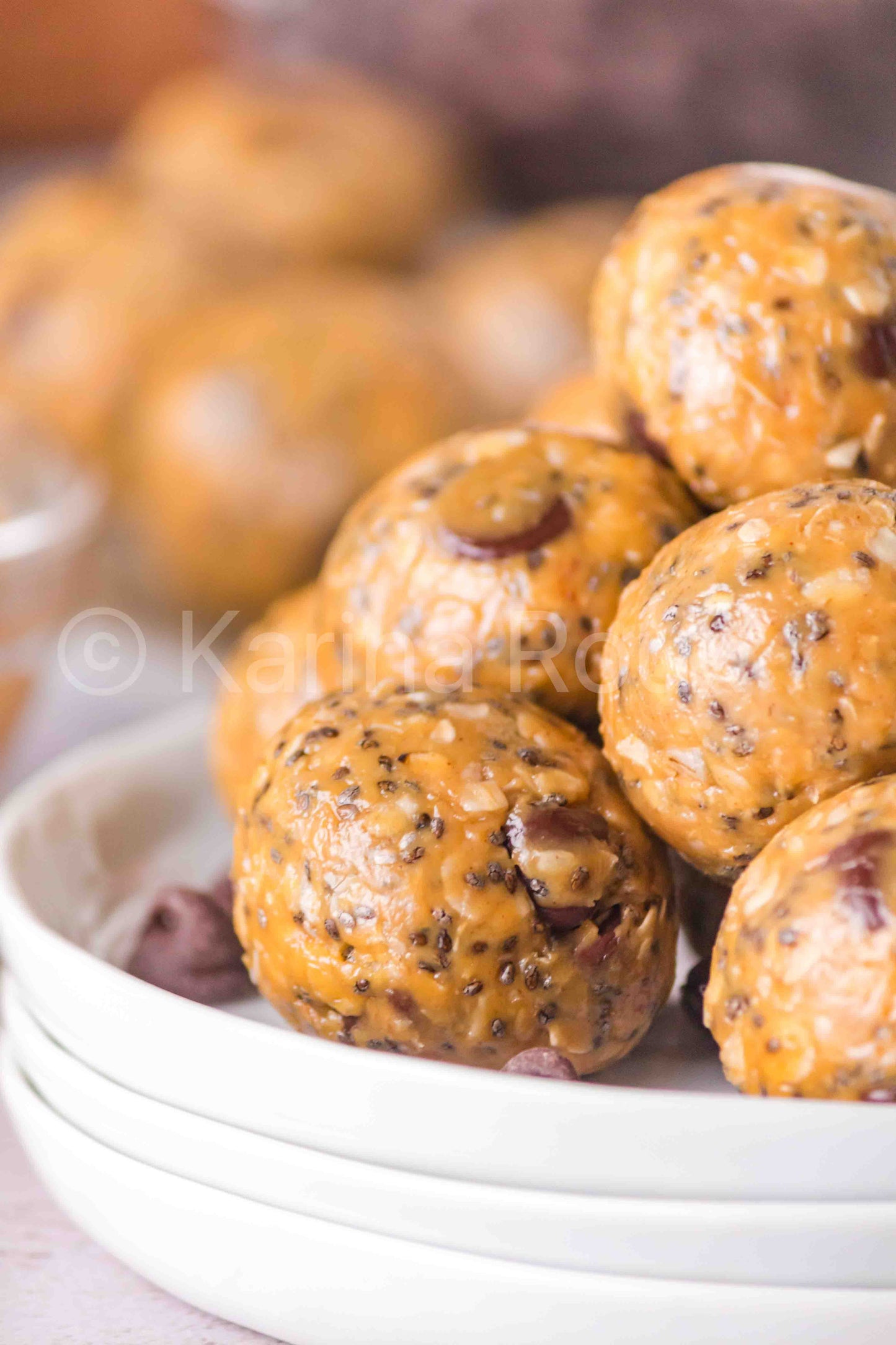 Peanut butter oatmeal balls (4 sets only)