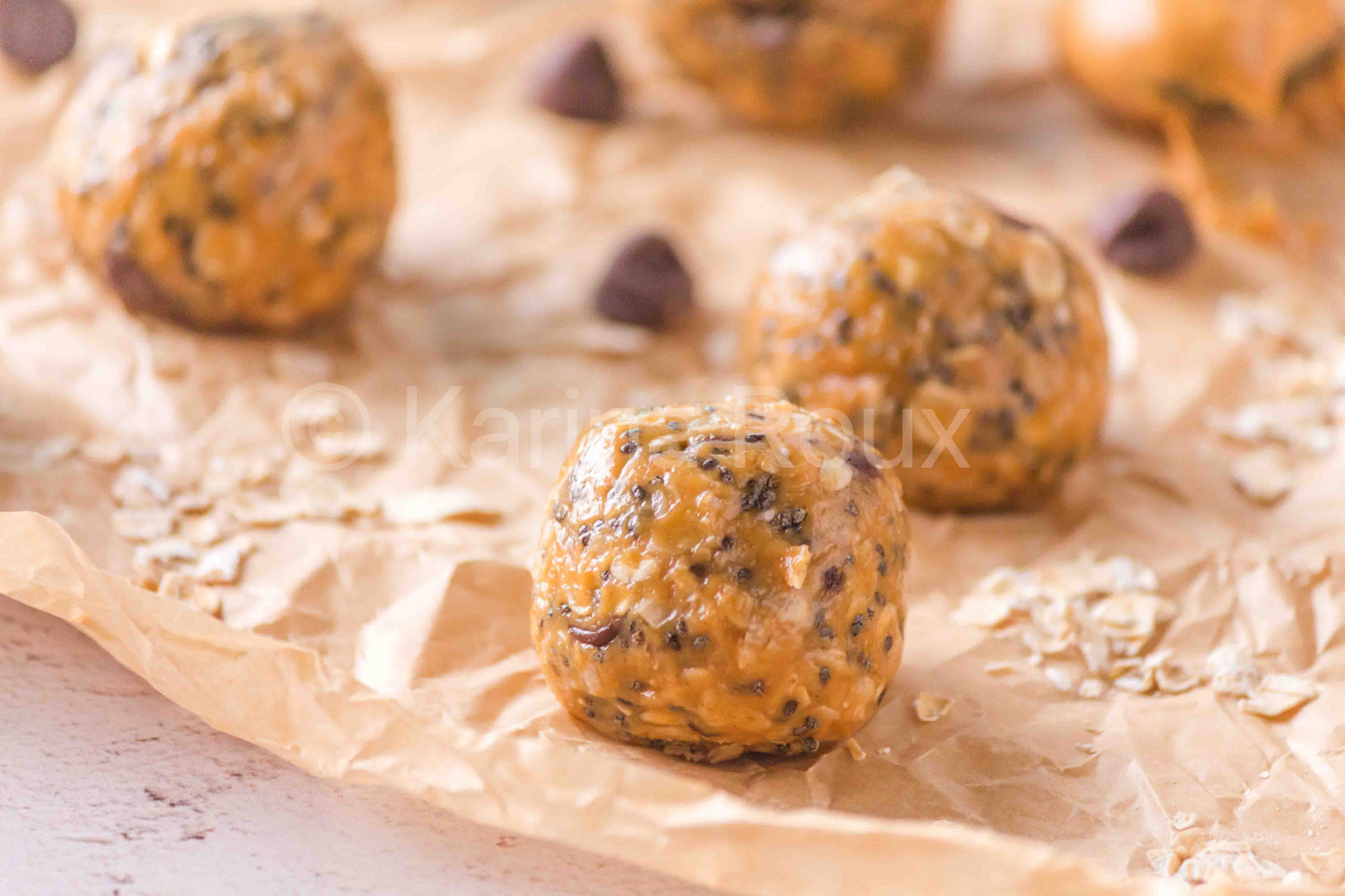 Peanut butter oatmeal balls (4 sets only)