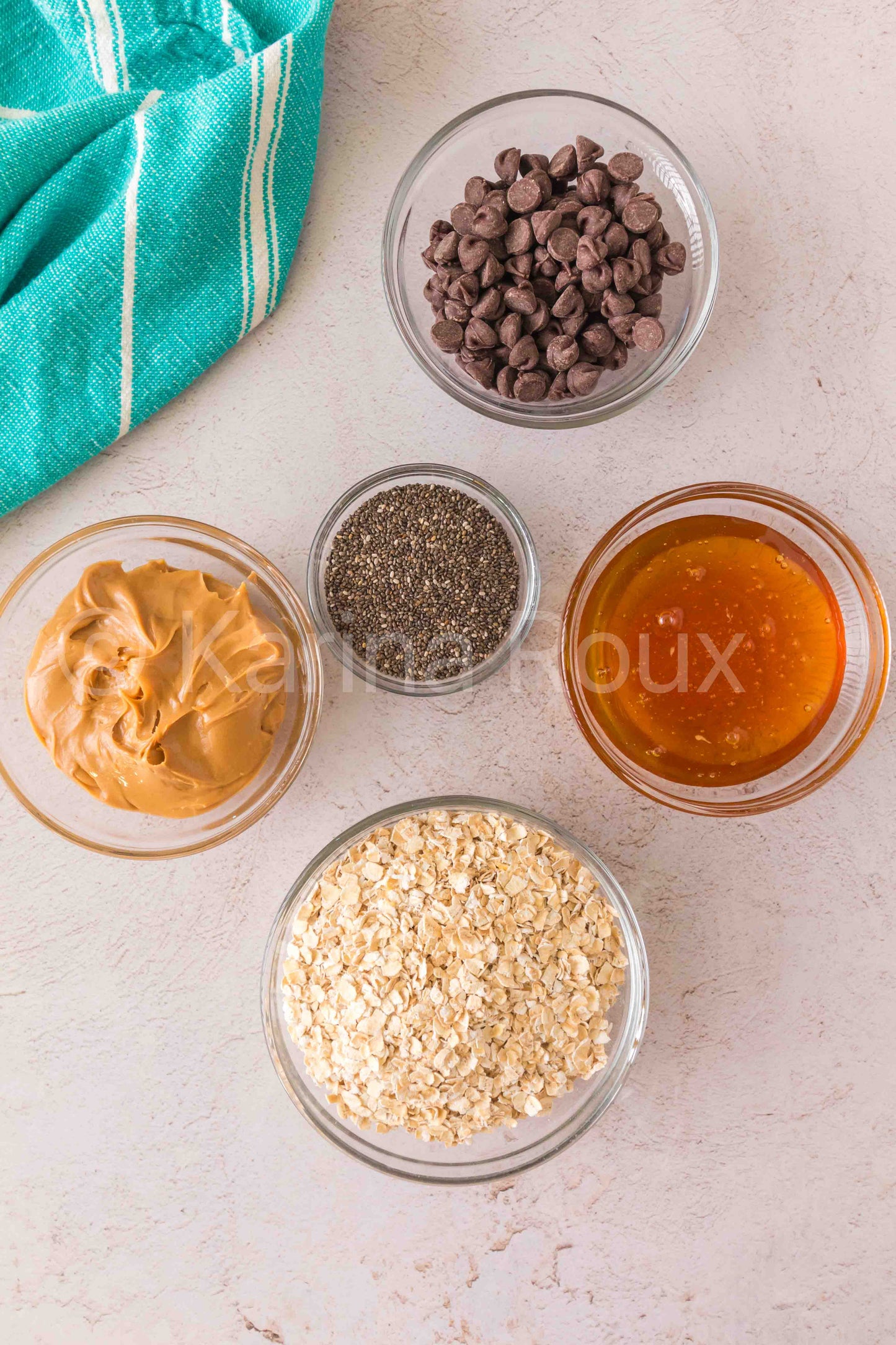 Peanut butter oatmeal balls (4 sets only)