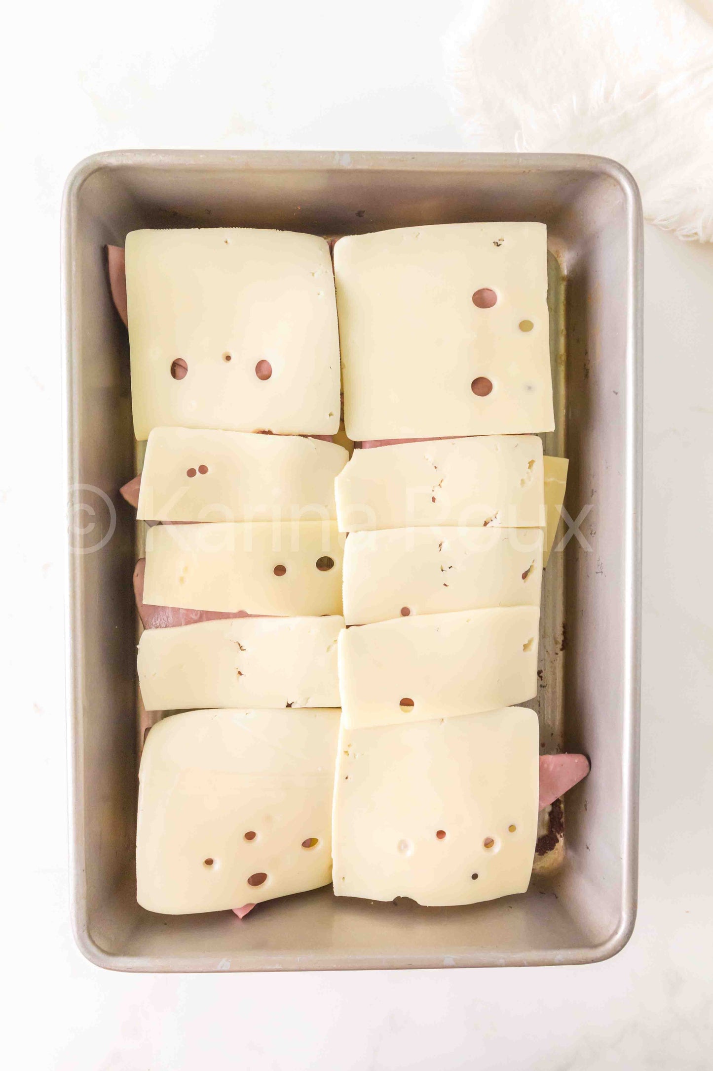 Roast beef biscuit bake sliders