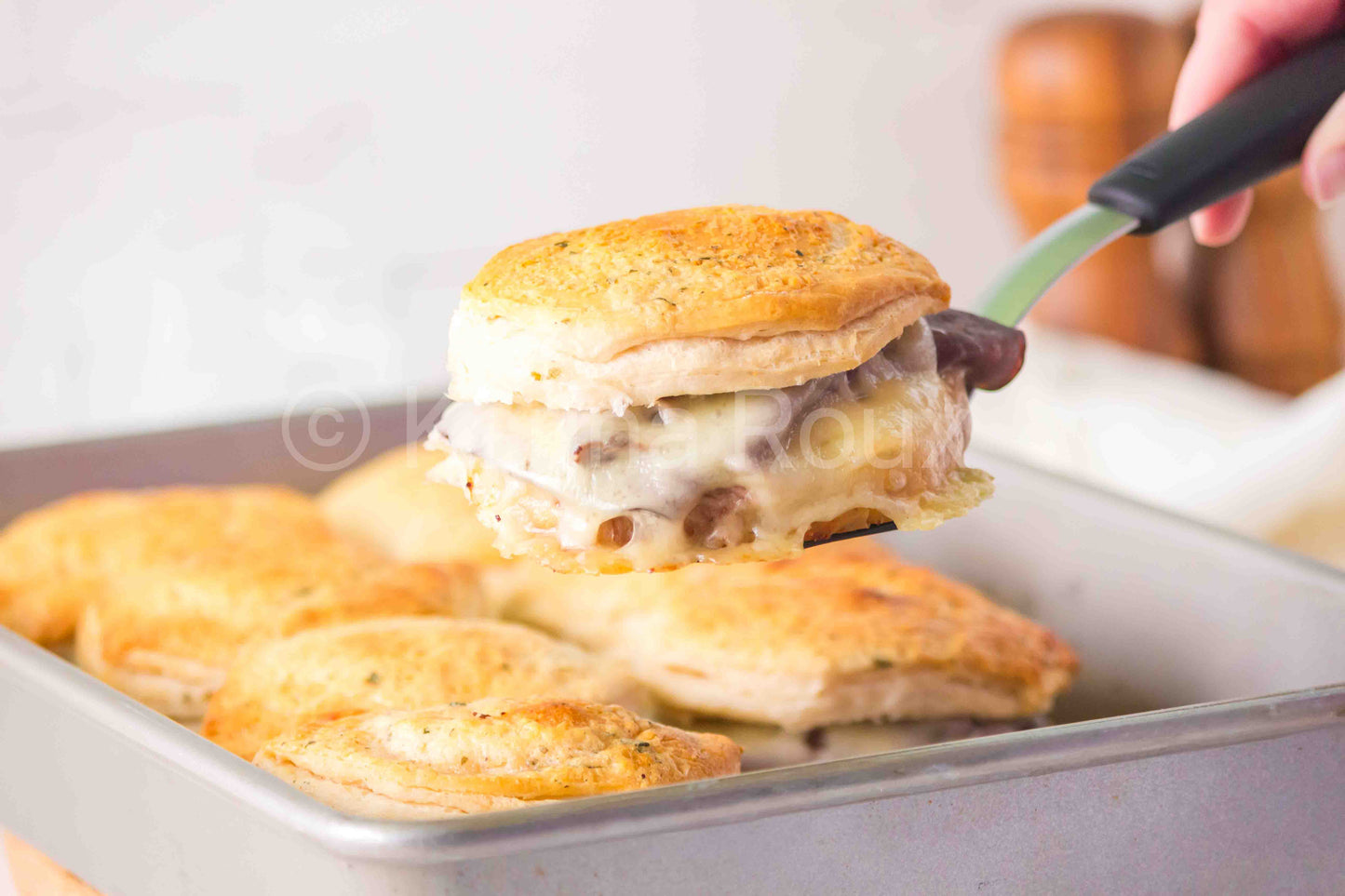 Roast beef biscuit bake sliders