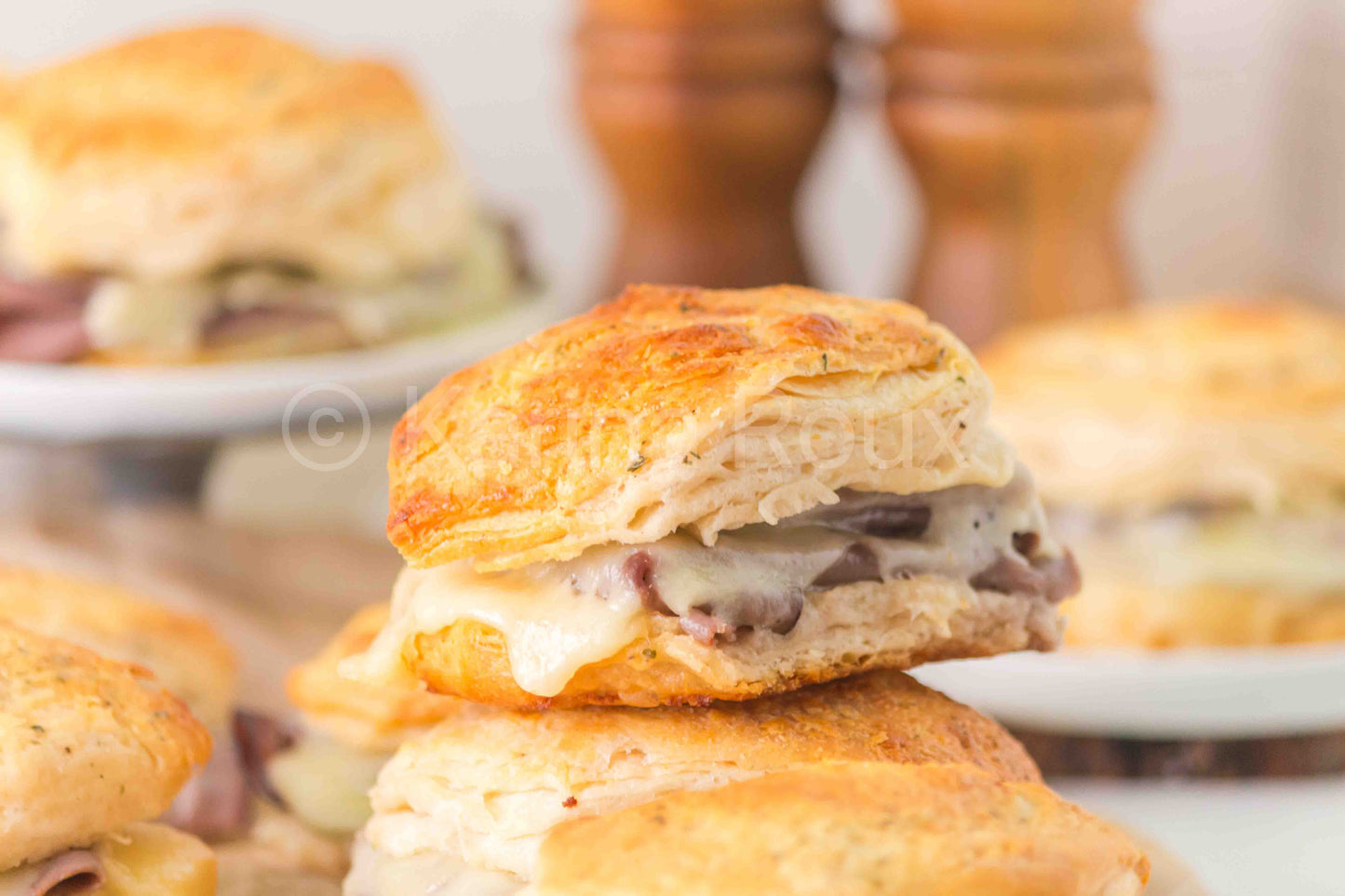 Roast beef biscuit bake sliders