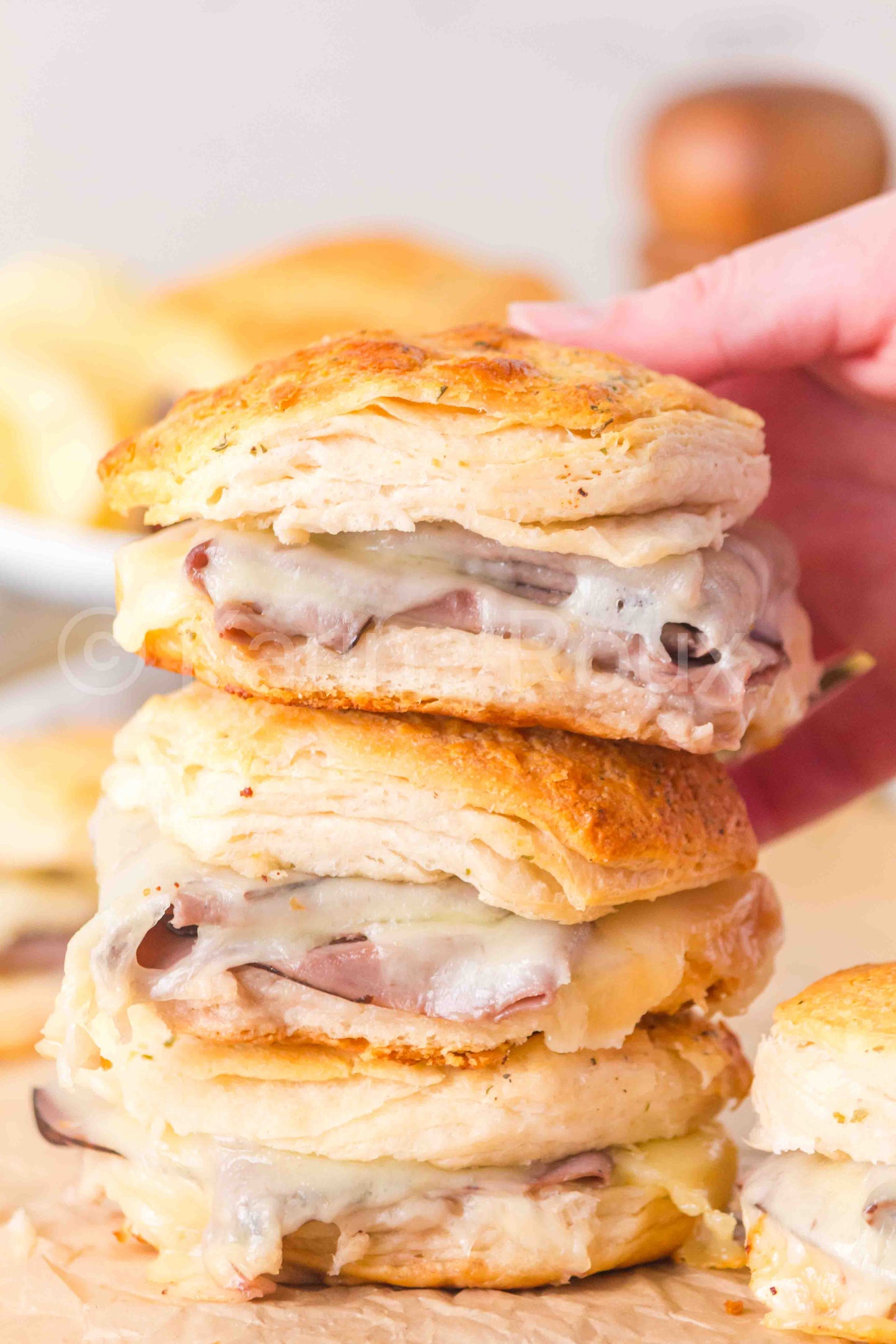 Roast beef biscuit bake sliders