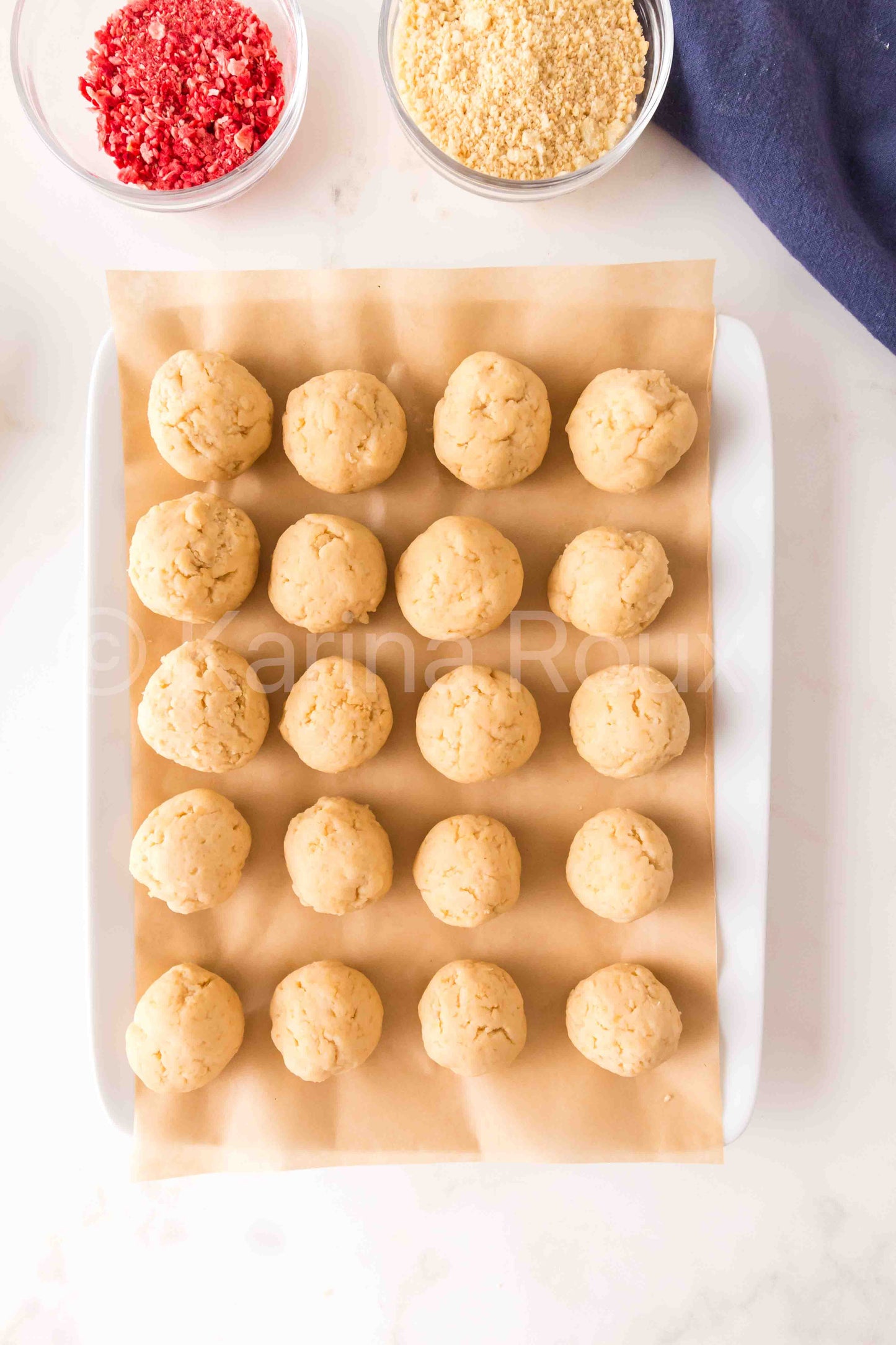 Strawberry Cheesecake Truffles (5 sets)