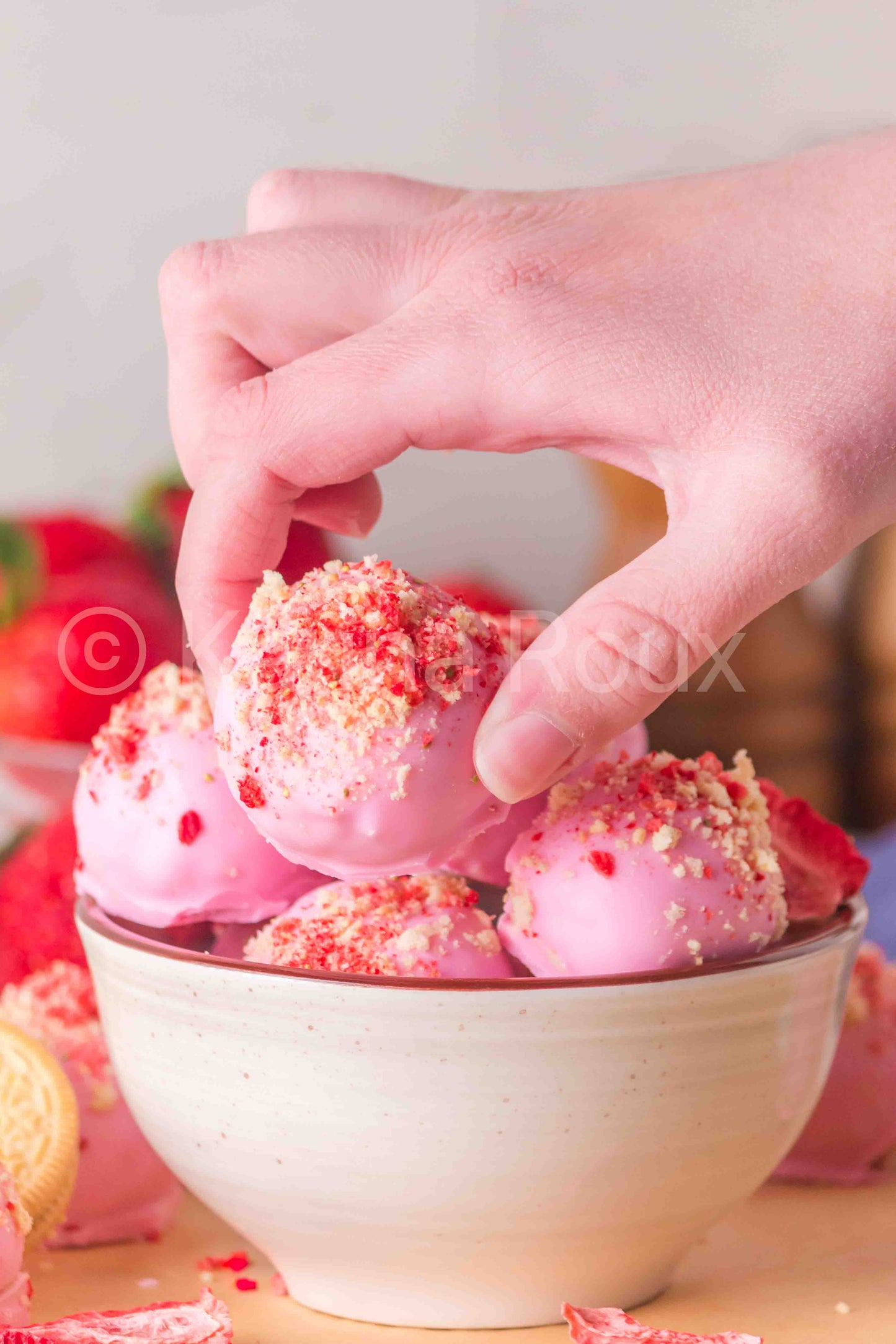 Strawberry Cheesecake Truffles (5 sets)