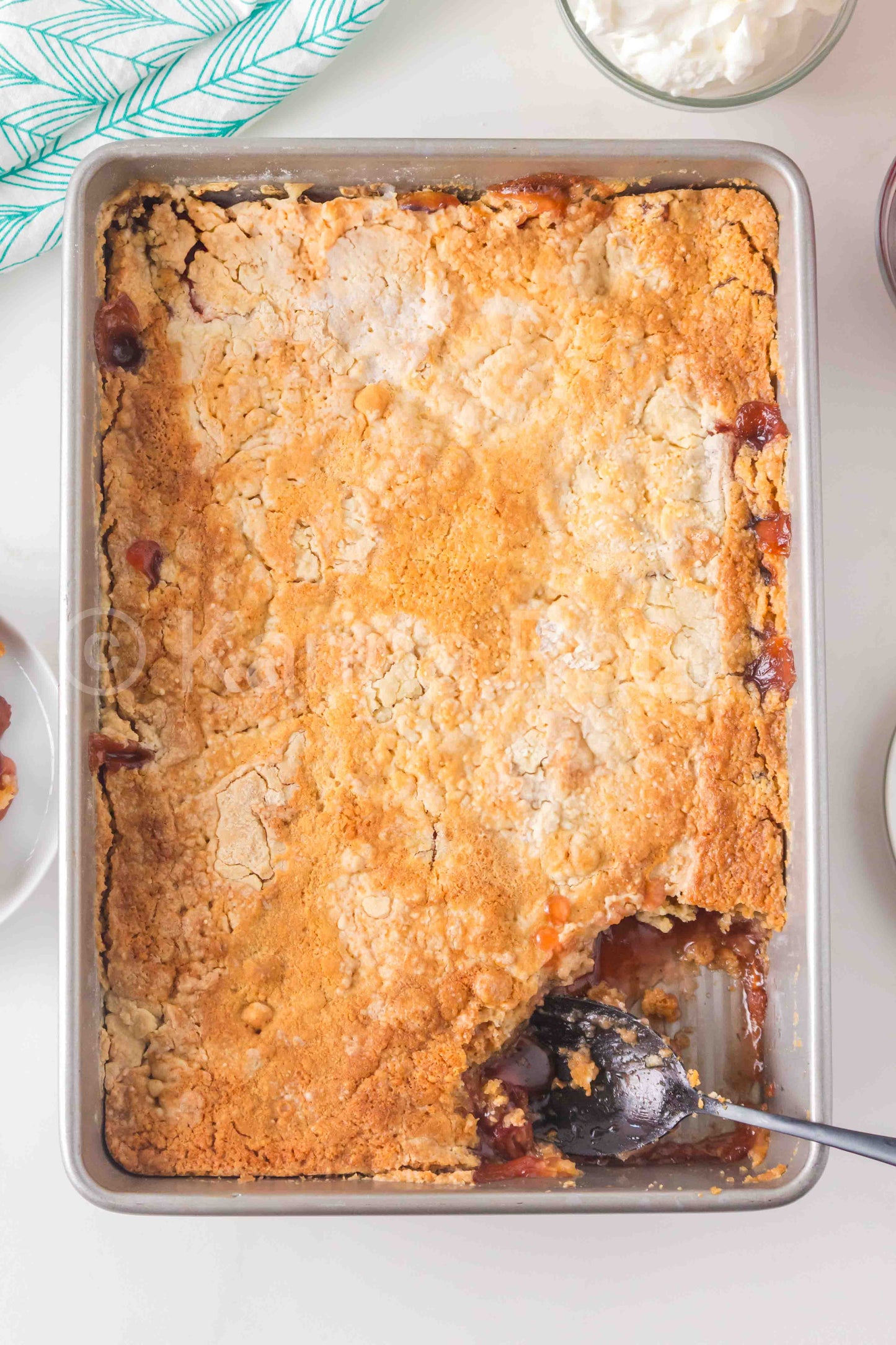 Strawberry Dump Cake - ONLY 4 SETS