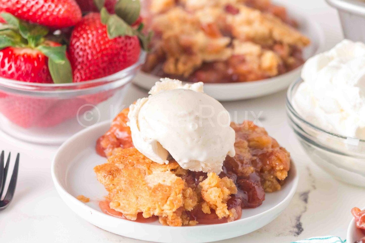 Strawberry Dump Cake - ONLY 4 SETS