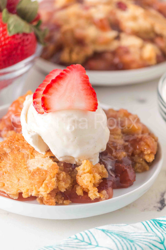 Strawberry Dump Cake - ONLY 4 SETS