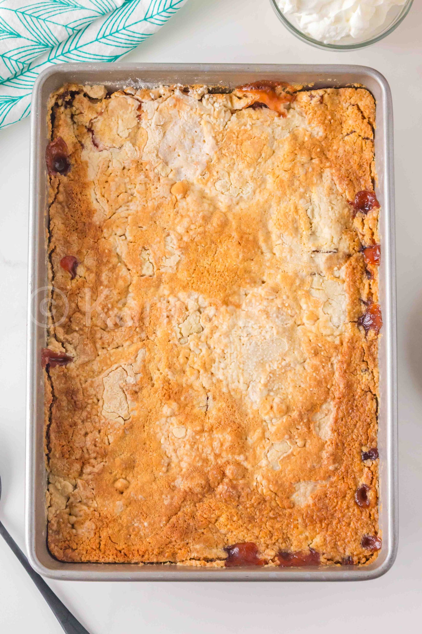 Strawberry Dump Cake - ONLY 4 SETS